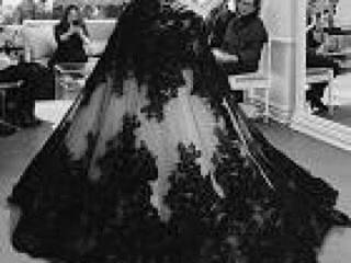 エロティックなビデオチャット RavenAdams