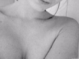 エロティックなビデオチャット redchristy