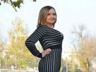 エロティックなビデオチャット relaksinka