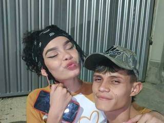 エロティックなビデオチャット RhabenaBoysex