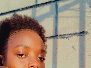 エロティックなビデオチャット rhynah1