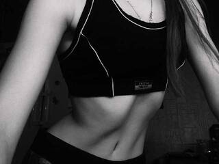 エロティックなビデオチャット -RightBoop-