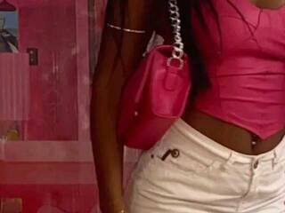 エロティックなビデオチャット Rinah77xx