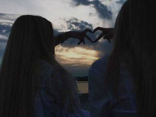 エロティックなビデオチャット RitaMonika054