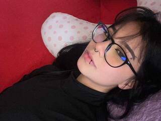 エロティックなビデオチャット Robinwai2