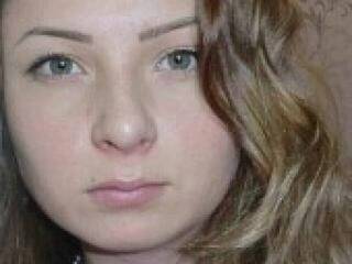 エロティックなビデオチャット roksanna