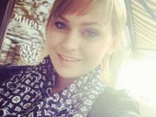 エロティックなビデオチャット roksetbb