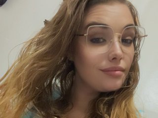 エロティックなビデオチャット rosavelllynn