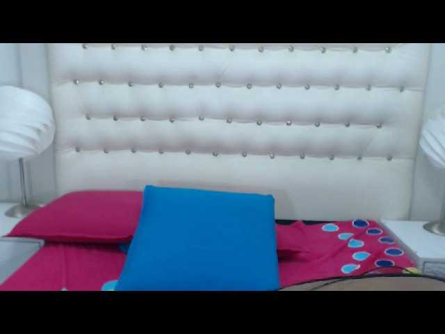 ブロードキャストスクリーンショット RosieLuxe