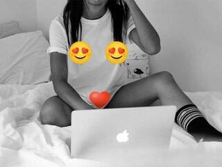 エロティックなビデオチャット roxi0bae9