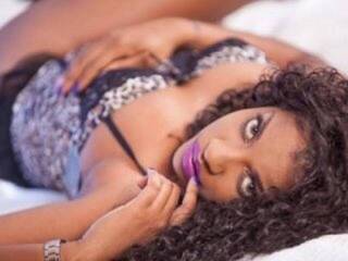 エロティックなビデオチャット RoxiRox