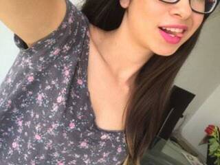 エロティックなビデオチャット RoxxieFoxie