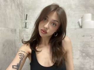 エロティックなビデオチャット RoxyBullet