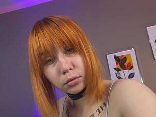 エロティックなビデオチャット RoyAngela