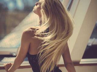 エロティックなビデオチャット Rozarr