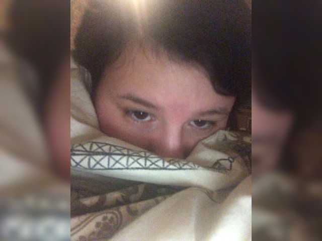 ブロードキャストスクリーンショット SaanviUwU