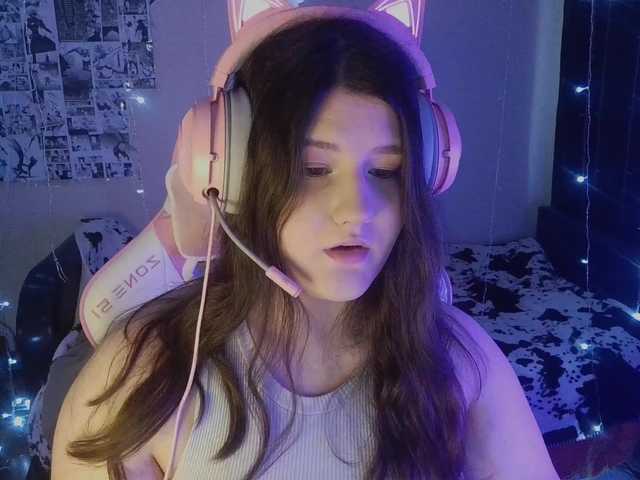 ブロードキャストスクリーンショット SaanviUwU