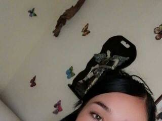 エロティックなビデオチャット saba-18