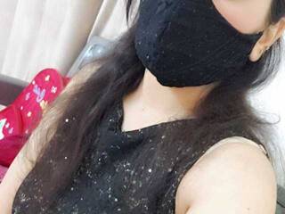 エロティックなビデオチャット Sairakhan95