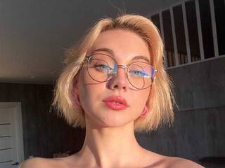 エロティックなビデオチャット sakuramt