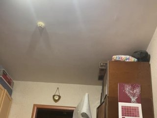 エロティックなビデオチャット SaliiOnli