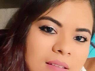 エロティックなビデオチャット Samaanthaa33