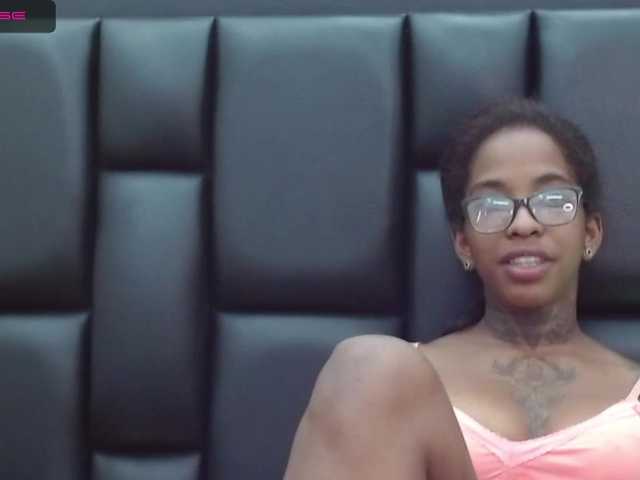 ブロードキャストスクリーンショット samantaafox