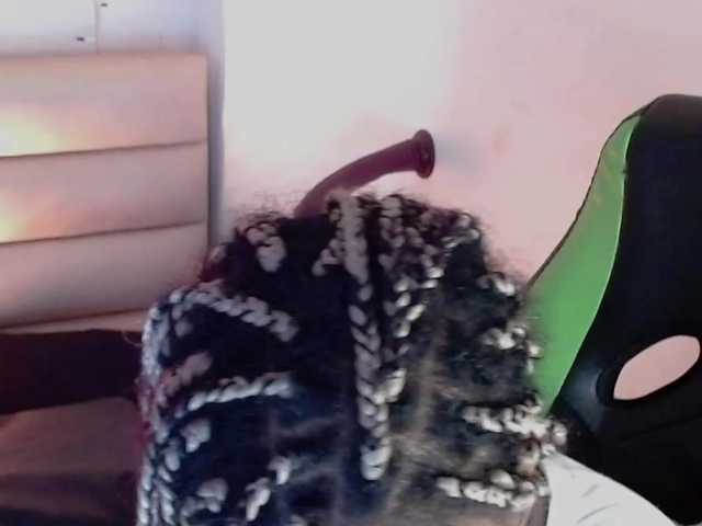 ブロードキャストスクリーンショット samantaafox