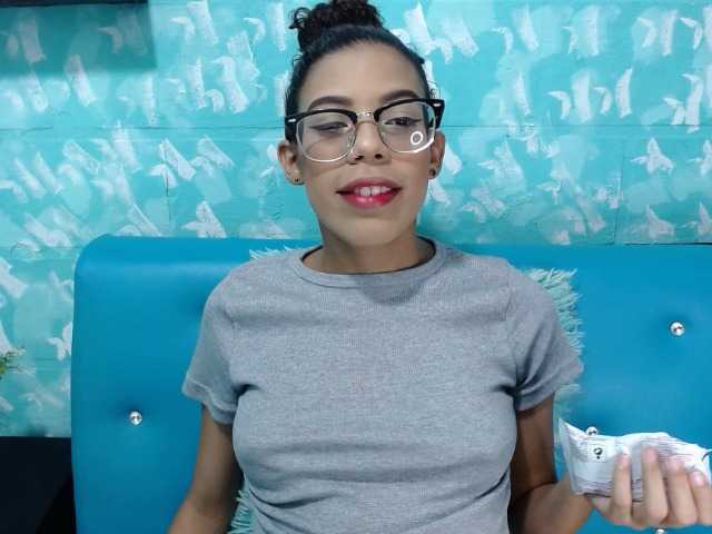 ブロードキャストスクリーンショット samanthabraid