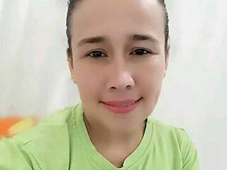 エロティックなビデオチャット samysweethot