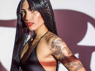 エロティックなビデオチャット Sandra-SL