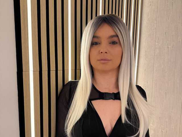 プロフィールの写真 SarahAnn_Official