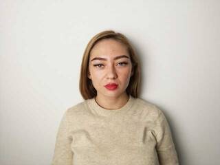 エロティックなビデオチャット SaraVega