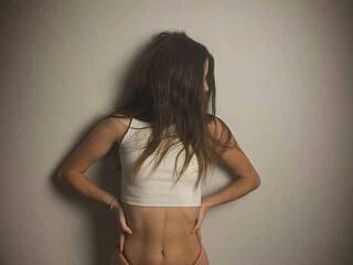 エロティックなビデオチャット Milenochkaa