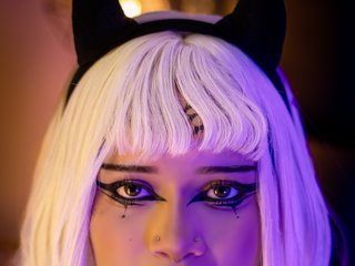 エロティックなビデオチャット sasha-yaklove999
