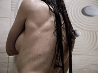 エロティックなビデオチャット GirlinGlasses