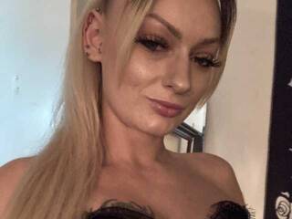 エロティックなビデオチャット SashaRae