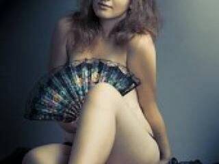 エロティックなビデオチャット satie