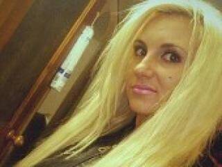 エロティックなビデオチャット sawokk1