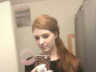 エロティックなビデオチャット ScarletMurphy