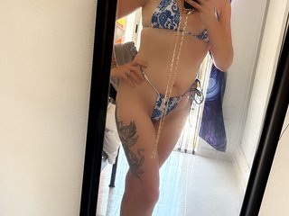 エロティックなビデオチャット ScarlettRedRose
