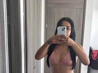 エロティックなビデオチャット SeleneJinx