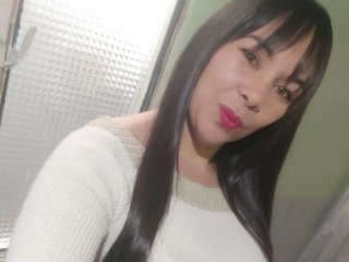 エロティックなビデオチャット SelennaRouss