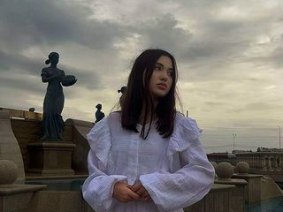 エロティックなビデオチャット SerenaArmenteros