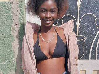 エロティックなビデオチャット SereneWinslet