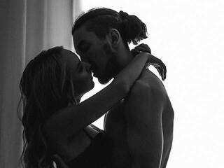 エロティックなビデオチャット SergoNadin