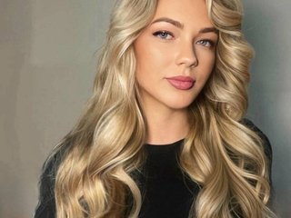 エロティックなビデオチャット Domiana