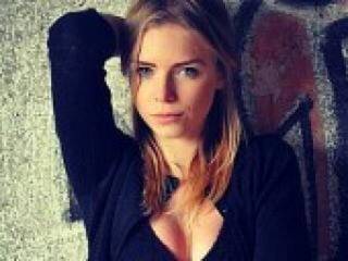 エロティックなビデオチャット sexxblondy