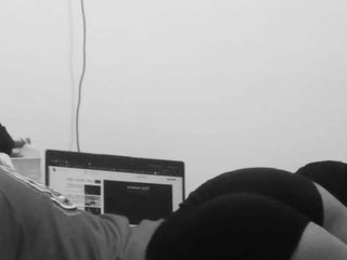 エロティックなビデオチャット Sexxiebaddie2