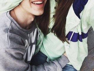 エロティックなビデオチャット AliceAndAlex
